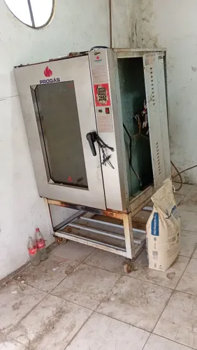 Vendo um forno elétrico industrial