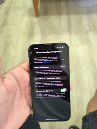 iPhone 13, em excelente estado, bateria 89% celular nunca aberto única dona