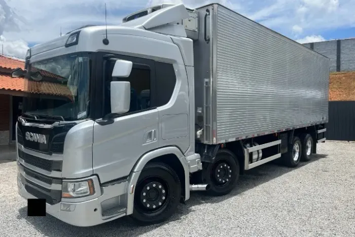 Scania P320 Bau Refrigerado 2020 - Transfiro Agio