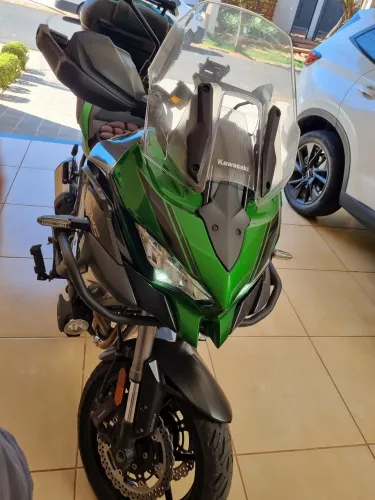 Versys 1000 Gran Tour 2021 km 53.400 valor 69.900,00