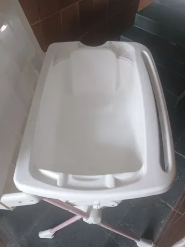 Vendo banheira completa 