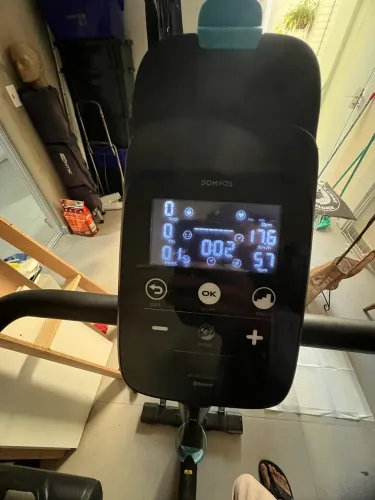 ? Bicicleta Ergométrica Domyos Bluetooth 7 Programas Painel Digital Completo Seminova