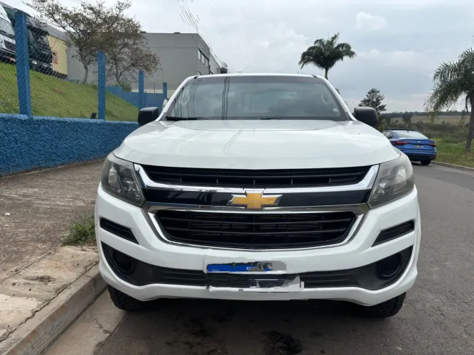 Chevrolet S10 Pick-up LS 2.8 TDI 4X4 CS Diesel 2017