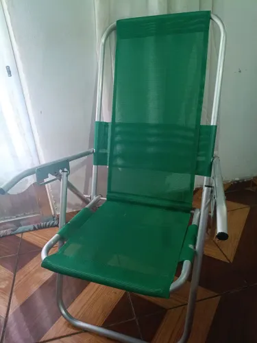 Cadeira de praia nova pra sair rapido
