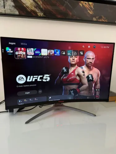 Monitor curvo agon AOC 165hz 31.5 polegadas