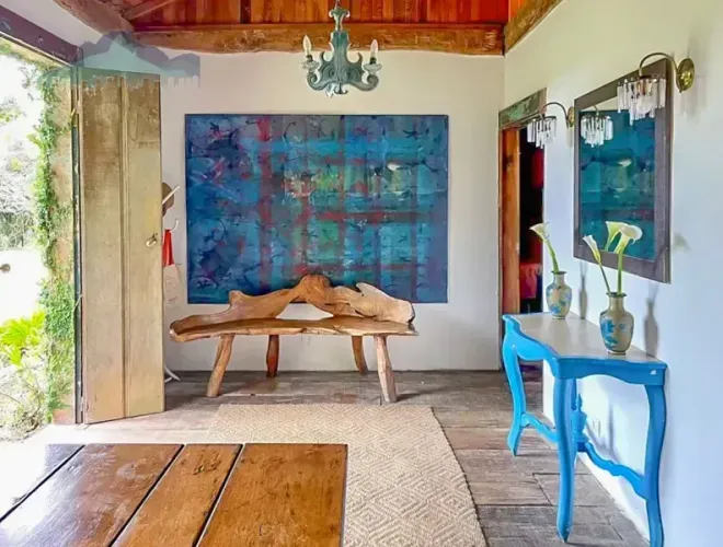 Casa à venda em terreno com 20.000 m² junto ao Parque Estadual dos Três Picos - Nova Fribu