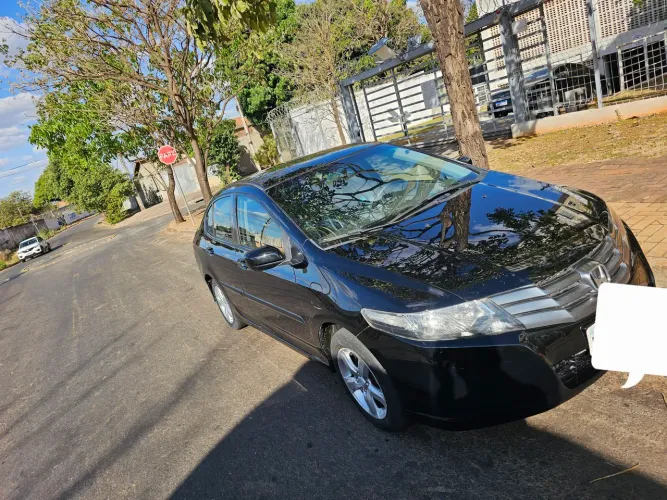 Honda City Sedan LX 1.5 Flex 16V 4P Mec. 2011