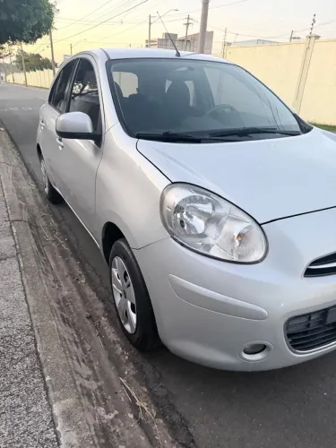 Nissan March S 1.0 16V Flex Fuel 5P 2014