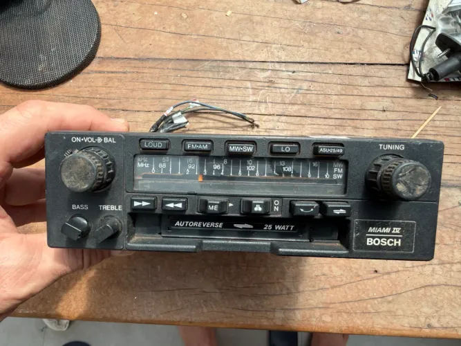 Toca fitas Miami IV com Bluetooth funcionando completo - Am Fm