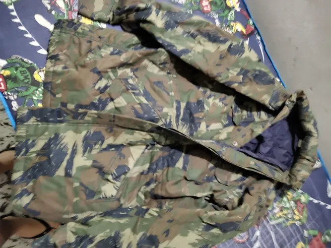 Jaqueta camuflada impermeável tamanho grande