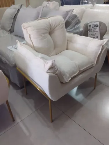 Poltrona Opala pés de ferro