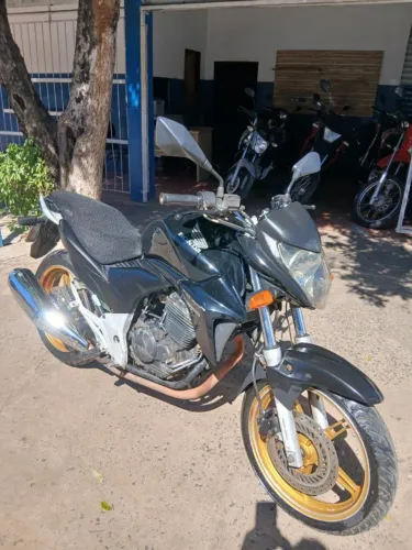 Honda Cb 300 flex ano 2015 doc 2026 pago finan valor 9.000