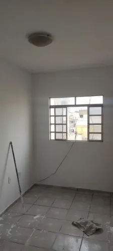 Alugo excelente apartamento .