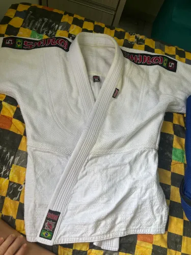 Parte Superior De Kimono Trançado Branco. Marca Shiroi Tamanho M4 + Mochila de judô 