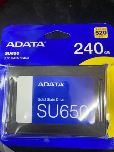 SSD 240 GB adata