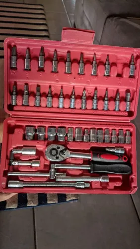 Kit Chaves e Catraca com Soquetes - 46 Peças