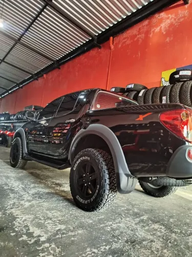 Mitsubishi L200 Triton HPE 3.5 CD V6 24V Flex Aut. 2009