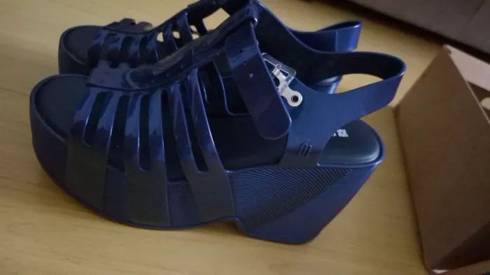 Sandália Melissa n 37 azul lindona ? Nova na caixa com cheirinho