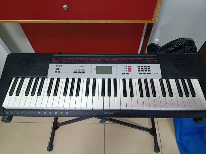 Teclado musical casio