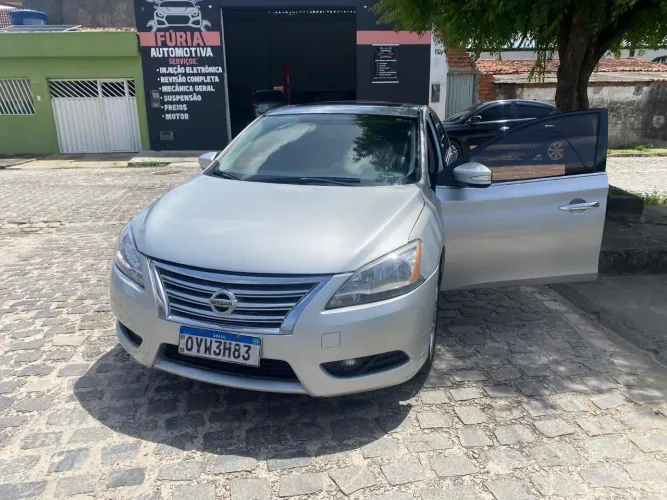 Nissan Sentra SL 2.0/ 2.0 Flex Fuel 16V Aut. 2014