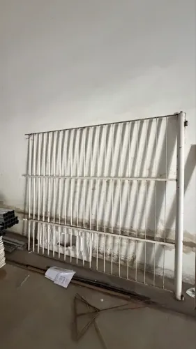 Portão de ferro