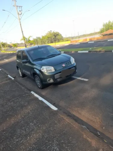 Fiat Uno Vivace/rua 1.0 EVO Fire Flex 8V 5P 2013