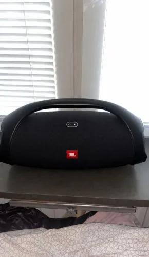 Vendo ou troco uma bommbox 2 