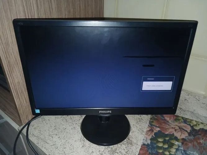 Monitor Philips COM DEFEITO