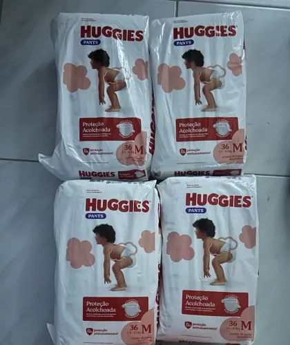 Fralda Huggies Tam M com 36 (4 pacotes)