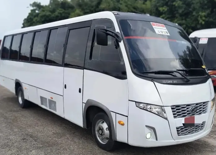 Transfiro a dívida .Micro volare W8 executivo 33 lugares ano 2013