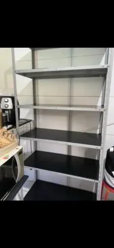 Vendo armario em aço