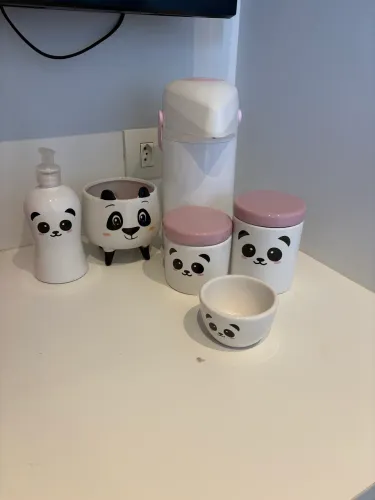 Kit higiene bebê menina