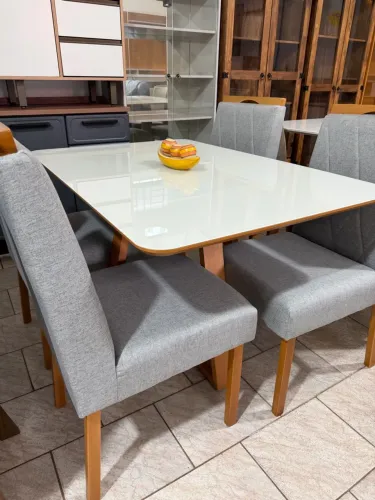 Mesa Com 04 Cadeiras Nova Madeira