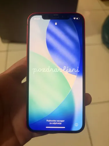 IPhone 12 novíssimo 