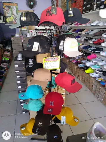Vendo loja de calçados e acessórios