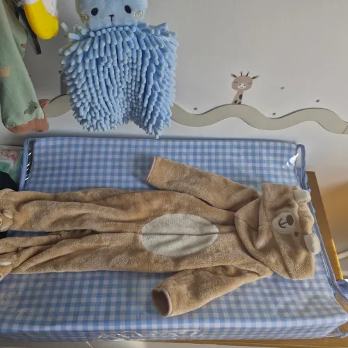 4 Macacões menino ( 6M )