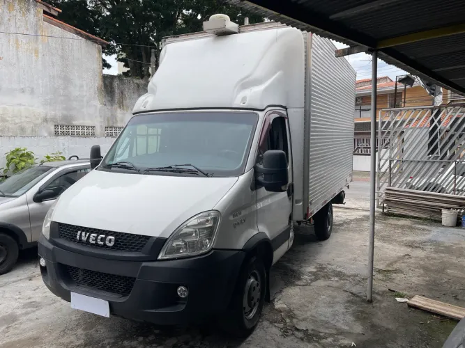 Iveco Daily Chassi 35s14 2P (e5) 2019