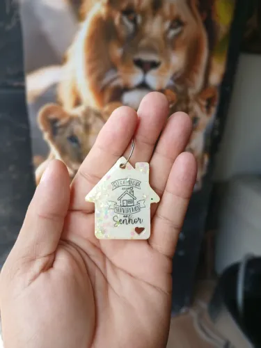 Chaveiros personalizados em resina