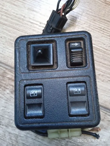 Comando Botão Vídro Elétrico GM Kadett