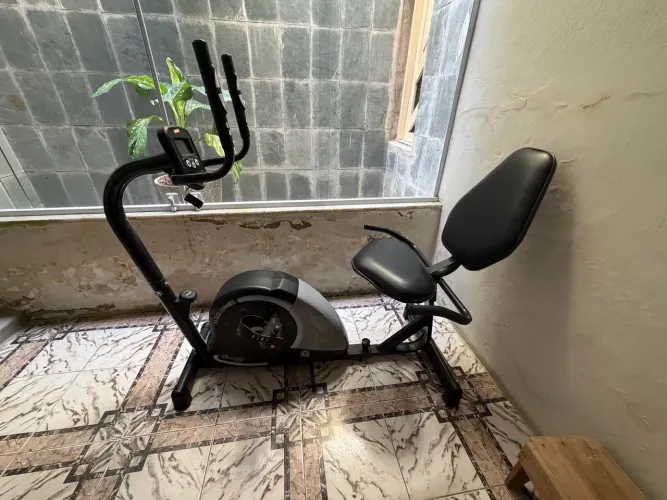Bicicleta Ergométrica Horizontal Mag 500