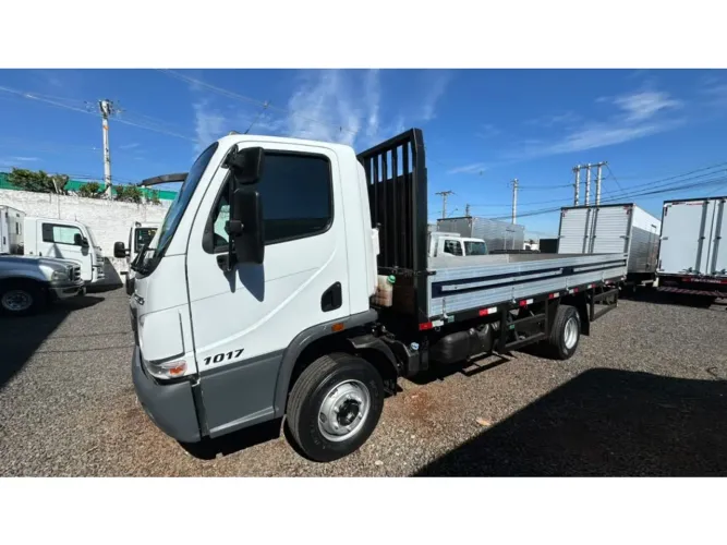 Mercedes-benz Accelo 2024