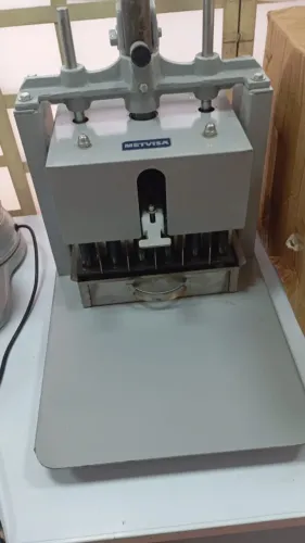 Divisora Cortadora de Pão - METVISA DPM302