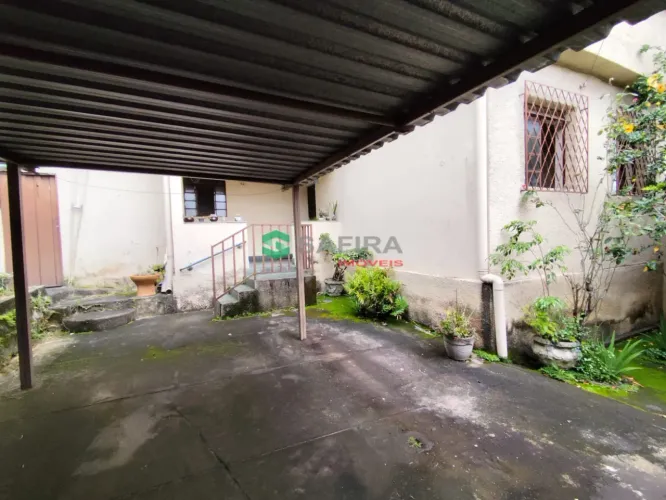 Casa com 4 quartos à venda em Belo Horizonte