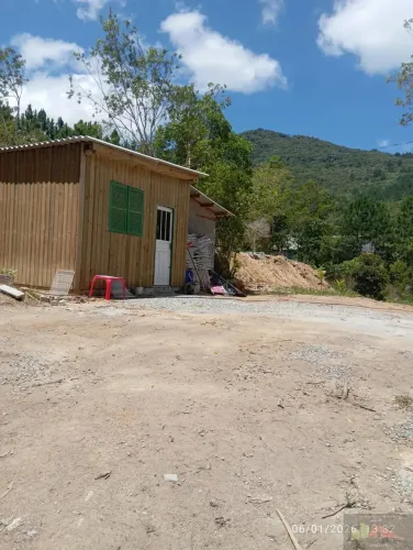 Excelente imóvel, o terreno que vai encantar você.