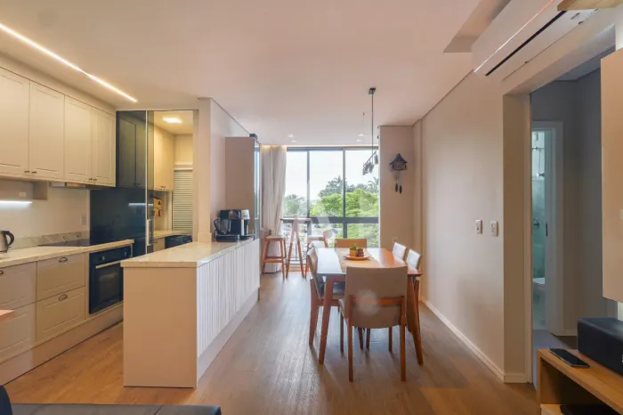 Apartamento com 1 suíte e 2 quartos à venda no bairro Santo Antônio, em Joinville-SC, por