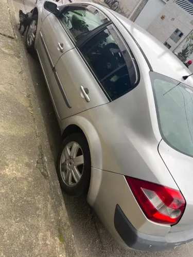 Renault Megane Sedan Dynamique Hi-flex 1.6 16V 2009