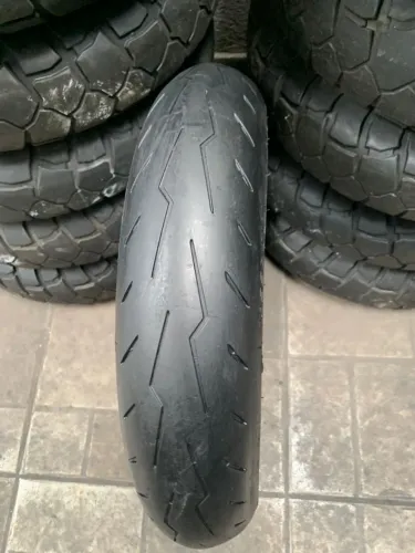 Pneu moto Pirelli Rosso 4 120/70-17 - usado 