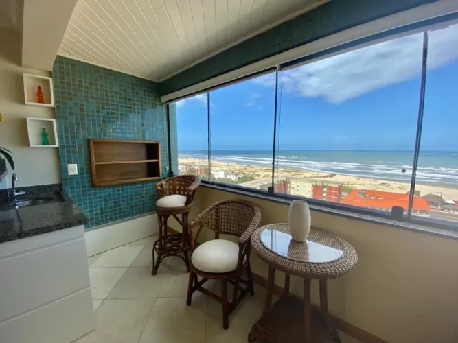 Apartamento com vista Exclusiva para o mar