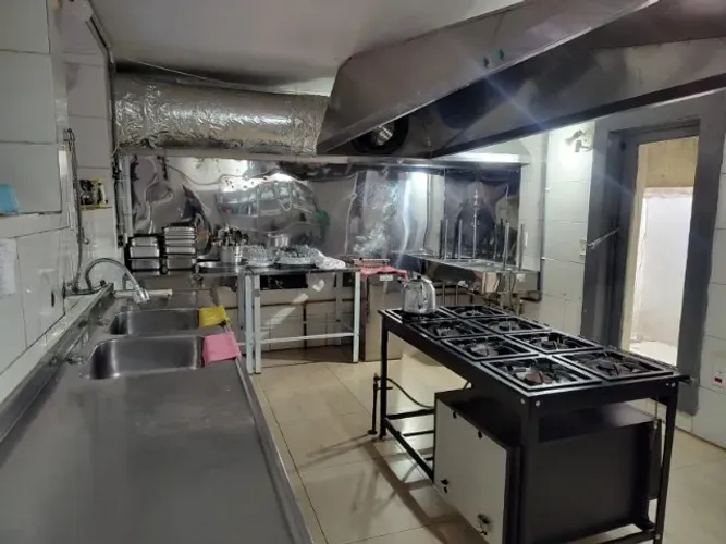 Oportunidade de repasse de Ponto - Restaurante e Pizzaria no bairro Menino Deus