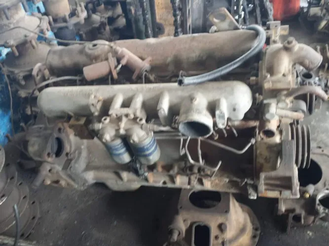Motor Ford Barriga a, gua/Mercedes 355/5